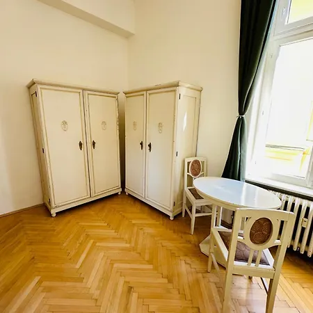 Mars Apartment *